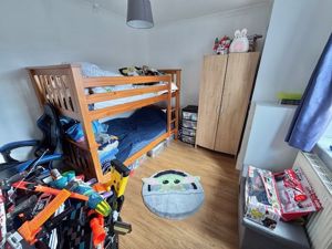 Bedroom- click for photo gallery